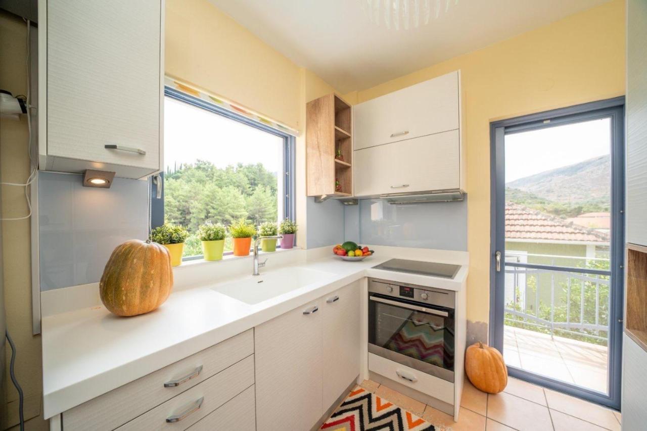 House Kochyli Holiday home *